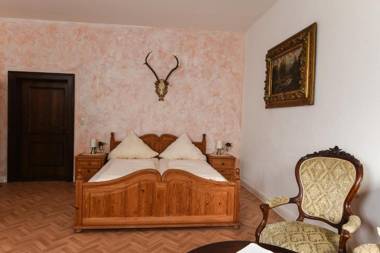 Jagdschloss Fahrenbühl Hotel Garni