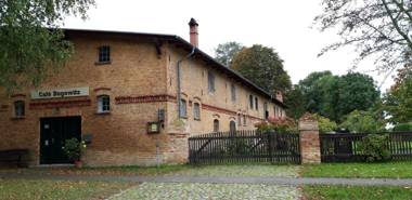 75qm-grosse-Ferienwohnung-am-Naturschutzgebiet-15-PKW-Min-zum-Strand-Stettiner-Haff