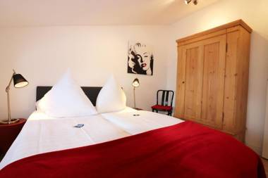 Seadrift Land-Apartments