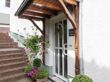 Attractive Apartment in Bettenfeld wiith Garden and BBQ