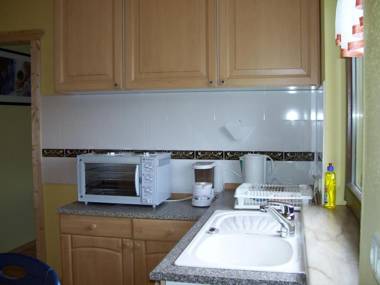 Modern Apartment with Garden Terrace Barbecue and Heating