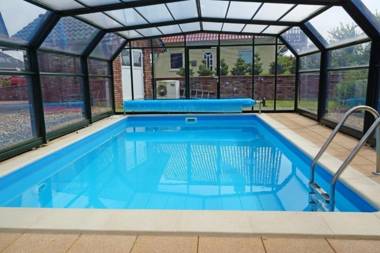 Villa Jenny mit Pool