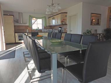 Villa Jenny mit Pool