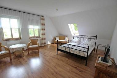 Ferienobjekt direkt am Zenssee Lyc