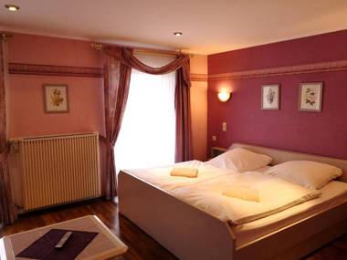 Gasthaus "Zur alten Dorfschmiede"