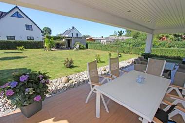 Ferienhaus Zecherin USE 3451