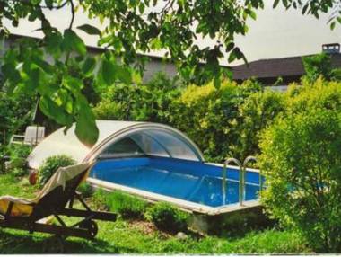 Landhof Liebsch mit Pool und Sauna
