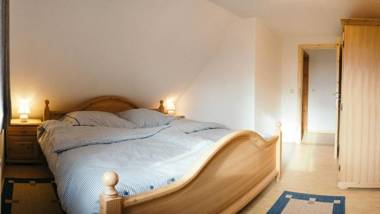 Ferienhaus und _wohnung unterm Ree