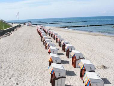 Quaint Farmhouse in Kühlungsborn near Beach
