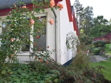 Spacious Holiday Home in Kühlungsborn with Garden