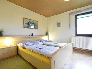 Lovely Farmhouse in Kühlungsborn with Sea Near