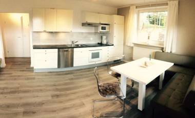 Seegras mit SPIELSCHEUNE