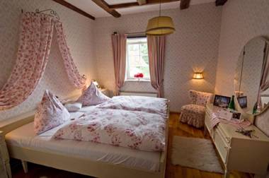 Ferienhof "Die Schenkenau"