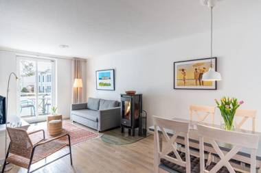 Wei_e Duene _ nur 50 Meter zum wei