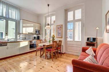 Villa Ahlbeck - Ferienwohnung Warnemunde