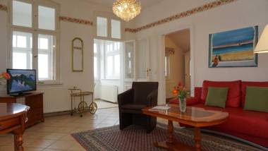 Villa Emanuel mit Meerblick