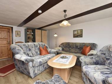 Sleep under a thatched roof - apartment in Ahlbeck near Haff