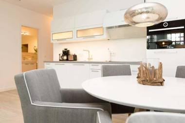 Villa Westend App 01