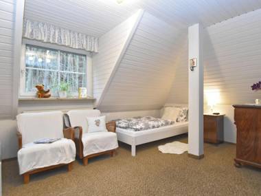 Congenial Apartment in Weißenbrunn with Garden and Barbecue