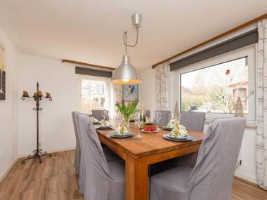 Modern Holiday Home near River in Amelgatzen