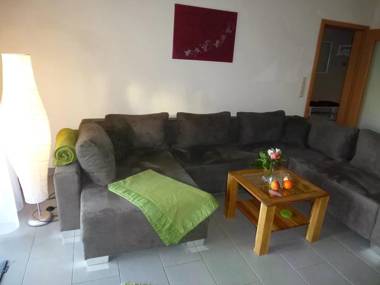 Cozy Holiday Home in Willersdorf with Pond