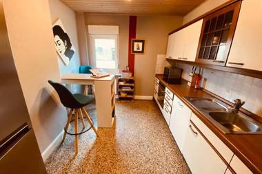 Gemütliche Landhaus Wohnung auf dem Ponyhof - Himmelbett Kamin & Garten
