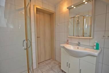 Ferienwohnung Neuendorf VORP 2422