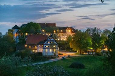 Hotel & Tagungszentrum Schloss Hohenfels