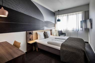 Best Western Plus Airport Hotel