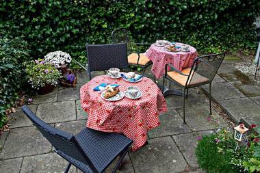 Casa Mundo Bed & Breakfast