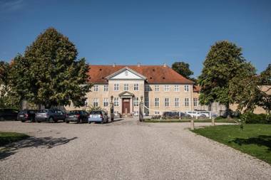Skjoldenæsholm Slotshotel