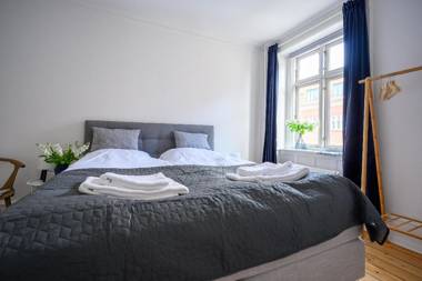 Brilliant Two-bedroom Apartment within walking distance to Nyhavn