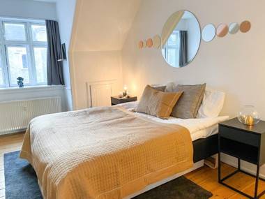 115SQM Apartment in the Heart of Copenhagen - Designer Furniture