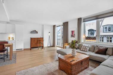 Trendy and bright 1 bedroom apartment with 2 balconies in central Copenhagen