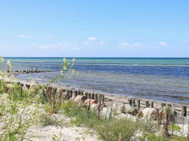 Refined Holiday Home in Glesborg near Sea