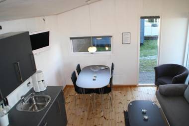 Nibe Camping Rooms and Cottages