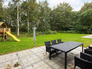 Elite Holiday Home in Zealand Denmark with Swimming Pool