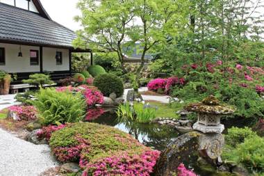 Den Japanske Have B & B