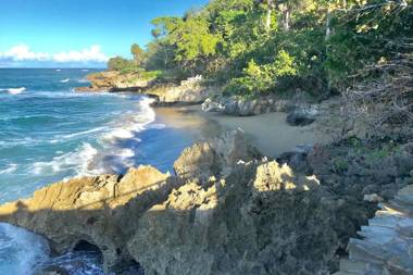 Amazing ocean views with many extras perks Enjoy Fine caribbean living