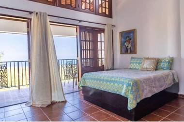 Mountain top ocean view mansion great for parties