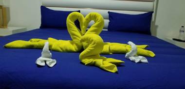 Villa de Colores 3 Rooms 5 king Beds