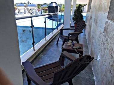 Charming 1b Apto Walk To The Beaches & Main Street