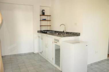 Bungalow 17 Cozy room at just steps from the beach and in town center