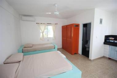 Bungalow 4 Cozy room at just steps from the beach and in town center