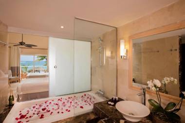 Grand Palladium Palace Resort Spa & Casino - All Inclusive