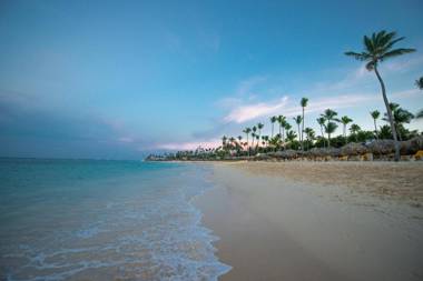 Private Villas with Pool Beach BBQ WiFi Guard Excluded Utilities