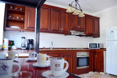 Beach Villas & Apartments Larimar