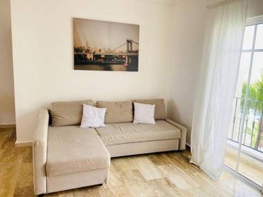 2 Rooms 4 Beds Pool 5min Beach White Sand