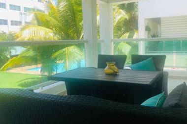 Sunny Caribbean Apartment with Pool