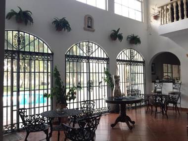 Baoba Breeze Bed & Breakfast- beachfront paradise